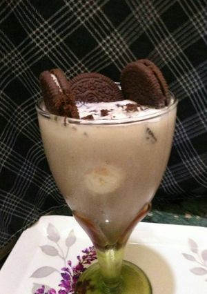 A picture of Oreo shake.