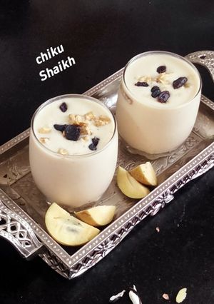 A picture of Chickoo milkshake 😋😋.