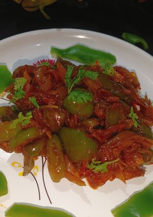 शिमला मिर्च प्याज की सब्जी रेसिपी मुख्य फोटो