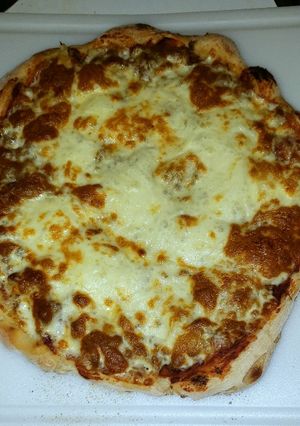 A picture of Quad Cities style Pizza Dough.