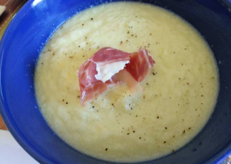 Salmorejo de pepino y manzana
