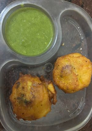 A picture of Alu bada.