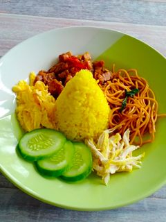 Foto resep Nasi Kuning Simple Enak