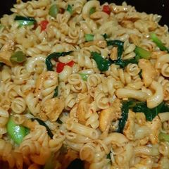 A picture of Indian style pasta.