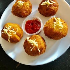 A picture of Curd Bread Rolls.