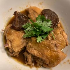 Ayam Pongteh Santurya A picture of Ayam Pongteh Santurya.