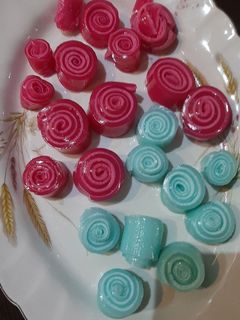 عکسی از دستور ژله رولی🍡🧁