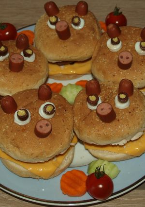 Φωτογραφία της συνταγής Ηamburger γουρουνάκια