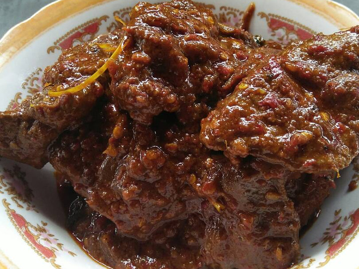 Ini dia! Resep membuat Rendang ati sapi pedas,, dijamin nikmat