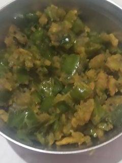 લોટ વાળા મરચા (Lot Vala Marcha Recipe In Gujarati) રેસીપી મુખ્ય ફોટો