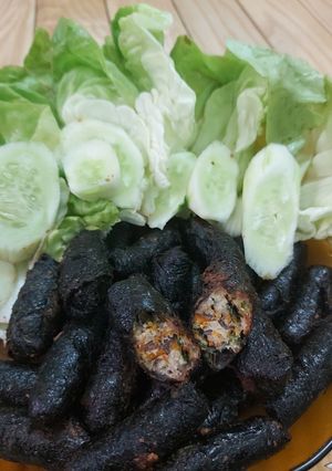Hình của món Rong biển cuốn thập cẩm chiên giòn.