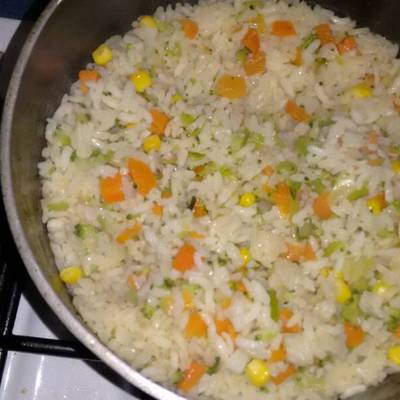 Arroz blanco con chispas de verduras.ॐ Receta de María Carmen - Cookpad