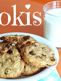 Una foto de Como hacer galletas con pepitas de chocolate | Receta cookies