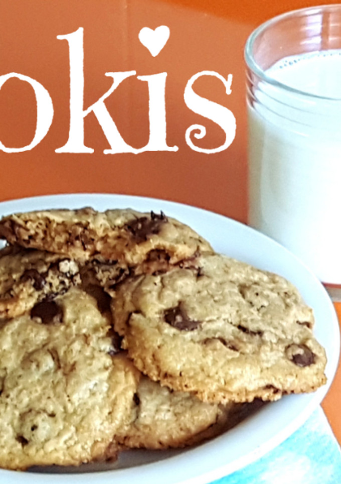 Una foto de Como hacer galletas con pepitas de chocolate | Receta cookies