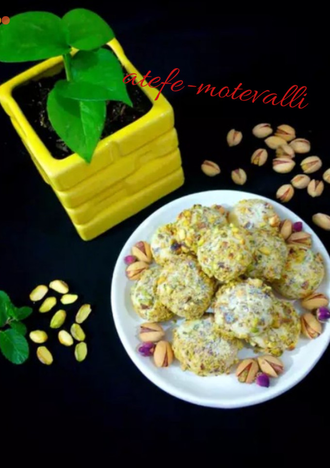عکسی از دستور شیرینی اسکار پسته ای