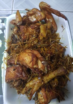 Hình của món Gà xối sả.