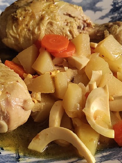 Una foto de Pollo guisado