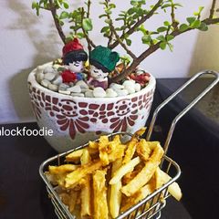 A picture of Crispy Potato fries.