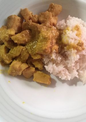 A picture of Tumeric fried chicken.