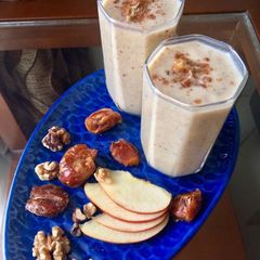 A picture of Sugar free Apple, Dates and Walnut milk shake.