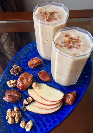 A picture of Sugar free Apple, Dates and Walnut milk shake.