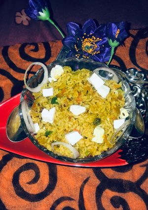 A picture of Tawa pulao.