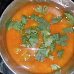 A picture of Aloo mater ki sabzi.