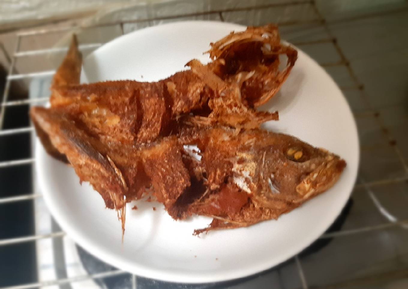 320. Ikan Krapu Goreng Garing