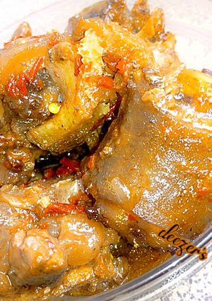 A picture of Cow tail pepper soup.