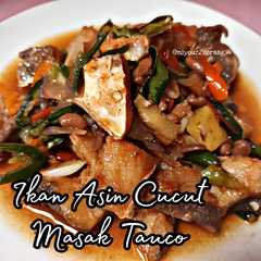 รูปของ Ikan asin cucut masak tauco
