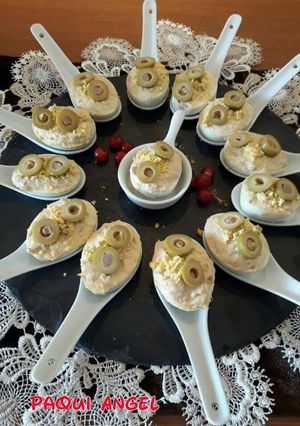 Una foto de Huevos rellenos
