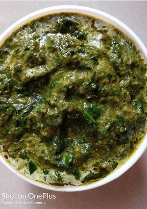 A picture of Lasooni Palak.