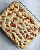 Focaccia de cebolla y oliva