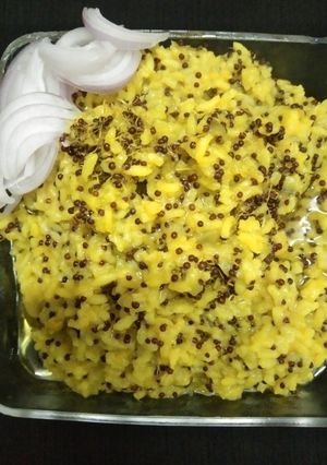 A picture of Sprauted ragi khichdi.