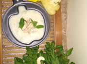 A picture of pineapple chunks