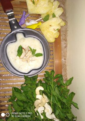 A picture of Pineapple yogurt.