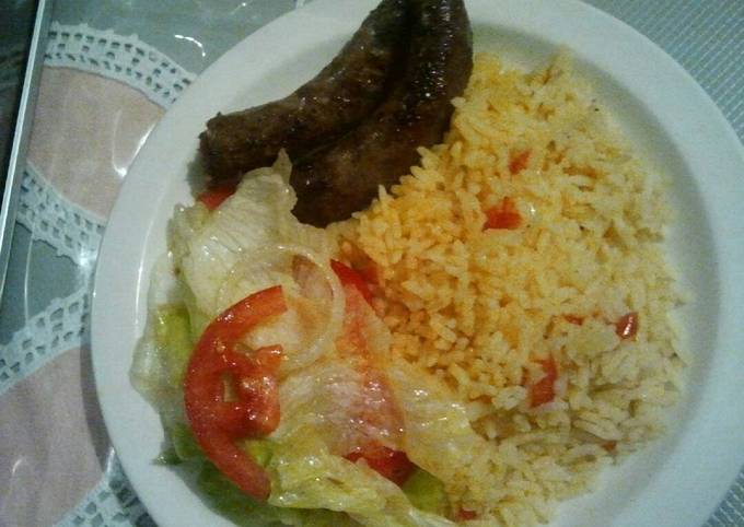 Wors salad with tasty rice