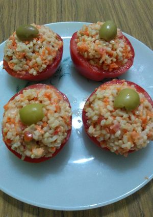 Una foto de Tomates Rellenos (Vegetarianos)