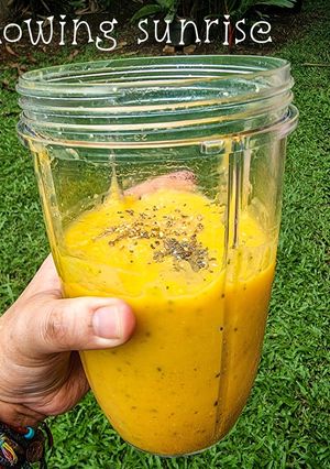 Foto resep Glowing Sunrise Smoothies
