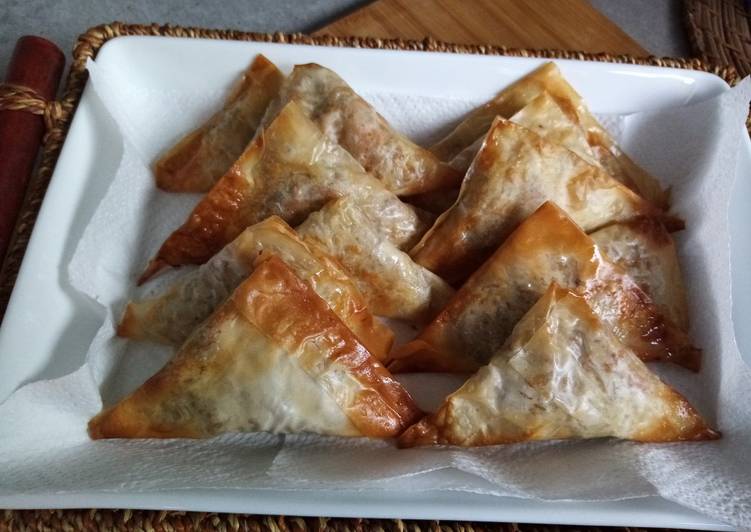 Samosa con carne e verdure