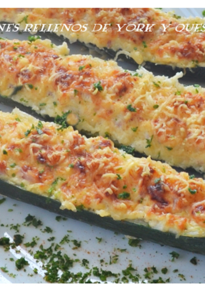 Una foto de Calabacines rellenos de york y queso