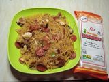 91. Bihun Goreng Sosis dan Ayam