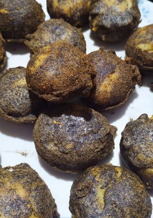 A picture of Kuttu ke pakode.