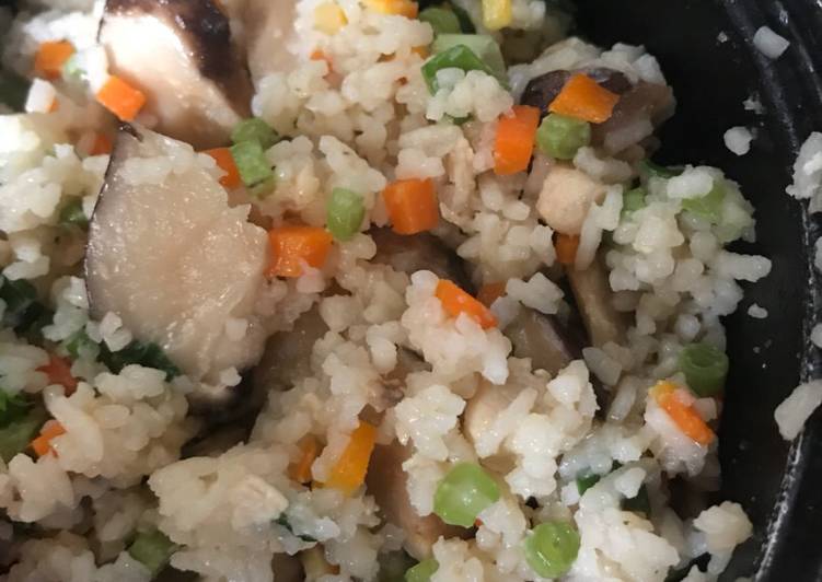 Resep Shitake kamameshi rice Anti Gagal