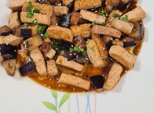 Foto principal de 158. Salteado de Tofu y Berenjena