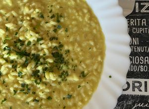 Foto di Risotto con Hummus (ceci, curry,cocco,sesamo)