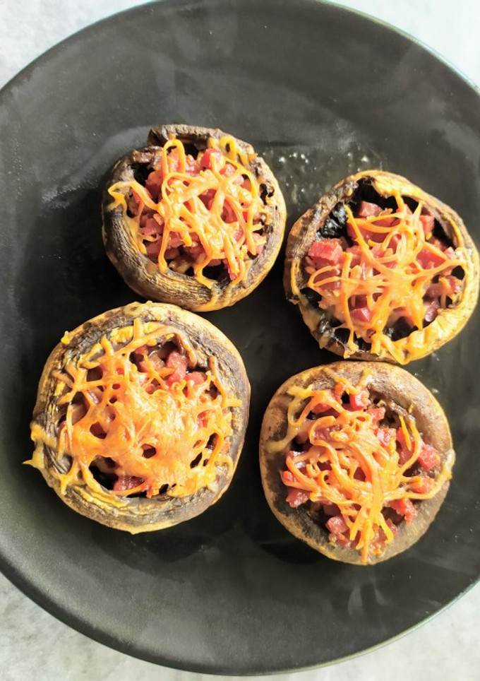 Una foto de Champiñones rellenos