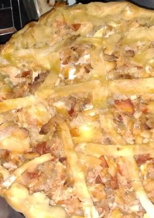 Una foto de Tarta de pollo y queso