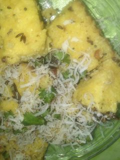 દહીં હાંડવો (Dahi Handvo Recipe in Gujarati) રેસીપી મુખ્ય ફોટો