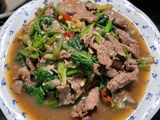 菠菜沙茶牛肉